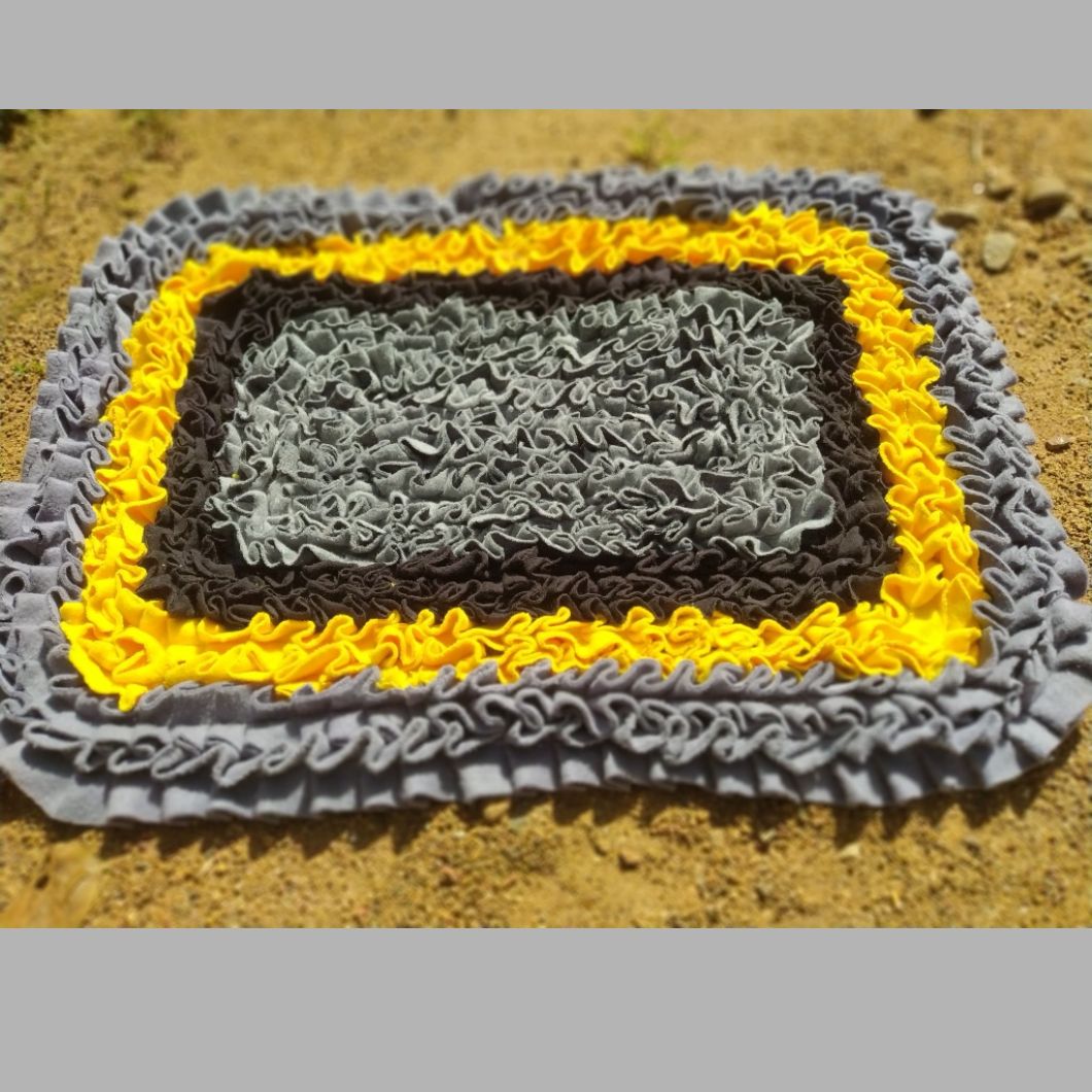 Handmade Fabric Door Mat / Floor Rug (පාපිසි)